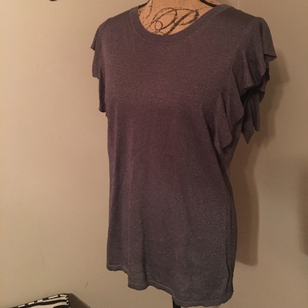 Banana Republic blouse with ruffle sleeves size XL